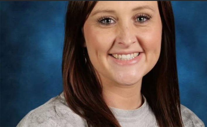 Elgin Community Mourns the Passing of Beloved Educator Holly (Hunter) Hill