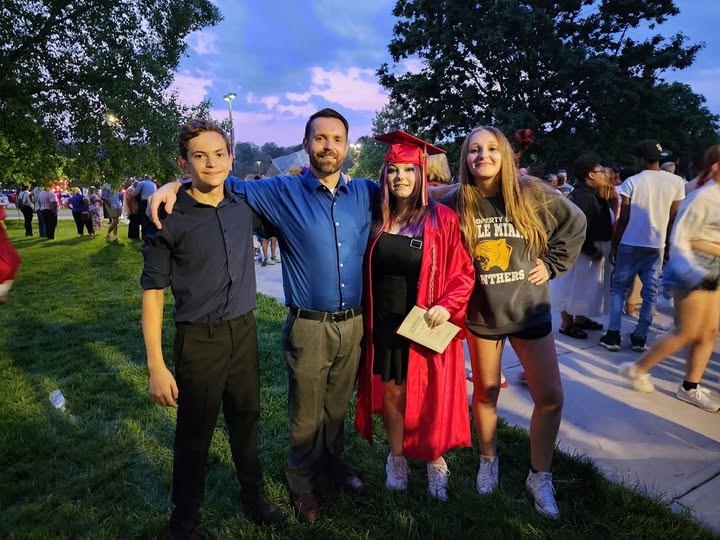 Moeller Community Rallies in Prayer for Injured Sophomore Dylan Straughn