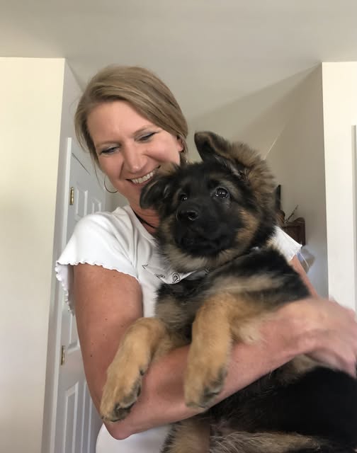 Mount Carmel Mourns Elizabeth “Liz” McGee, Beloved Owner of Cinnamon Stix Coffee & Gift