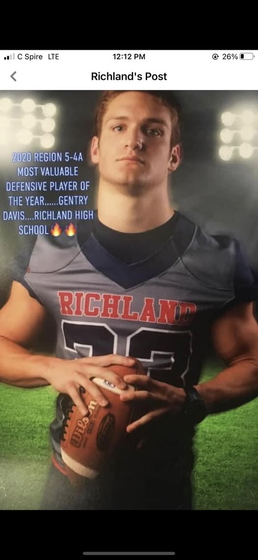 Richland Mourns Gentry Davis, Talented High School Football Standout Killed in Car Accident