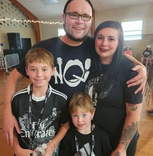 Local Music Community Mourns the Loss of Beloved Guitarist Casey Klein 🎸💔